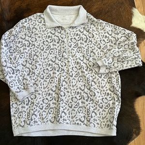Aerie qtr zip leopard sweatshirt, sz Lg
